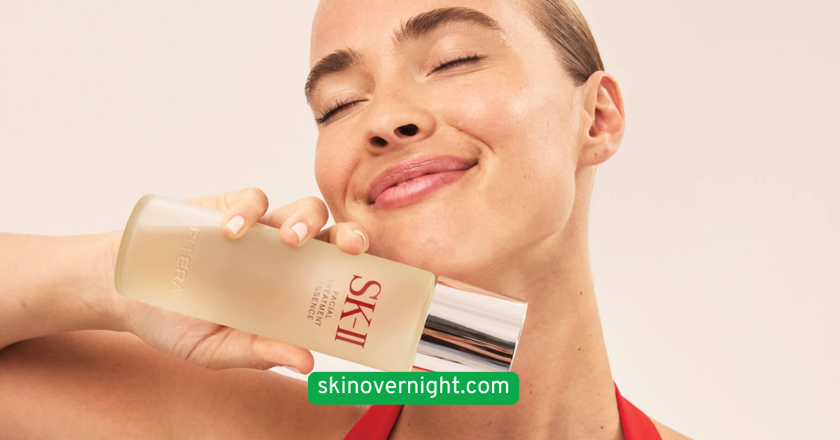  Apply a Hydrating Toner or Essence