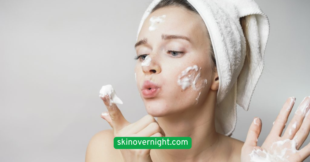  Use a Low-pH Cleanser to Maintain Skin Barrier